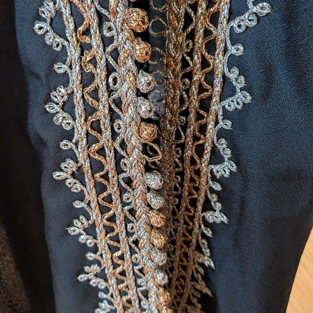 Stunning Elegant Egyptian Dress/ Coat with Ornate Gold & Silver Embellishment - Picture 9 of 9